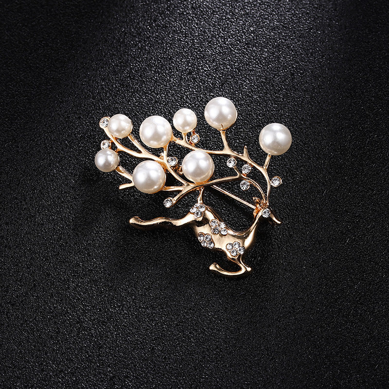 Rhinestone-encrusted Pearl Brooch Anti-exposure Accessories