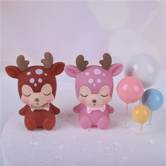 Fawn cake decoration