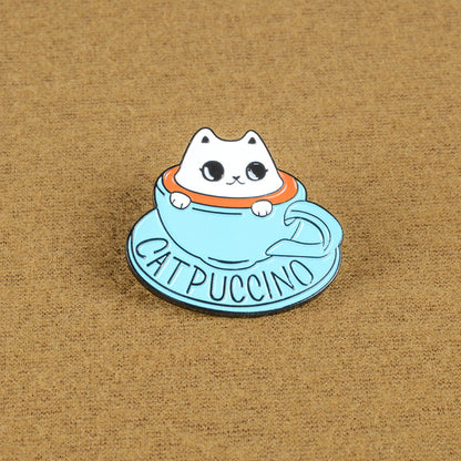 Broche con forma de taza de té azul con forma de gato blanco y bonito recuerdo de cafetería con temática de mascotas