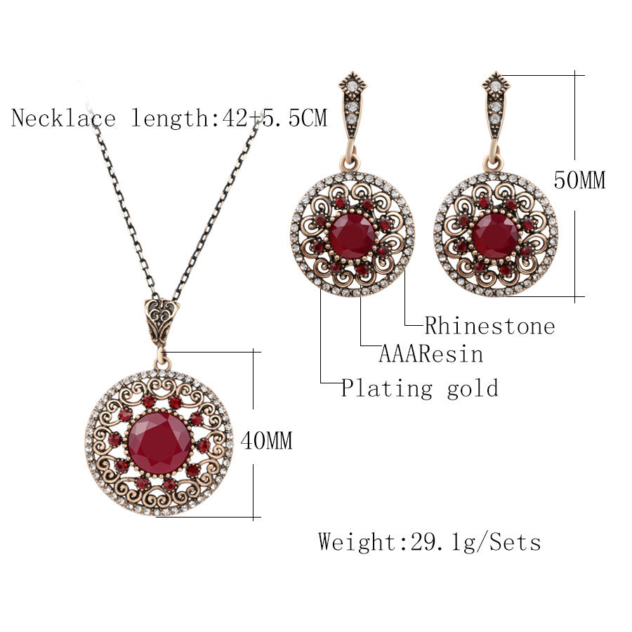 Traje de novia 2021 nuevo estilo genuino Luo Yang conjunto de joyas, ahuecado con resina, collar de diamantes, aretes dos juegos