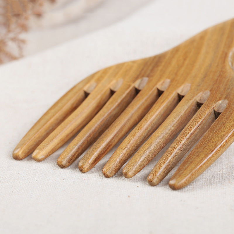 Wood comb