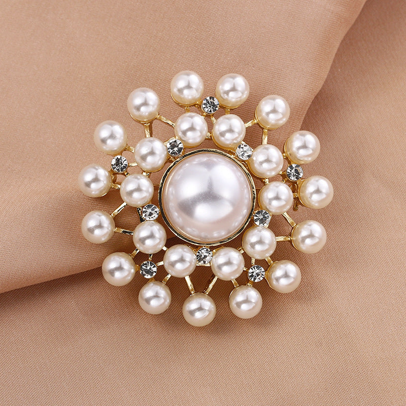 Rhinestone-encrusted Pearl Brooch Anti-exposure Accessories