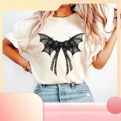 Camiseta de mujer blanca con estampado de Halloween y estilo urbano