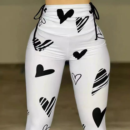 Leggings deportivos de yoga, hip-hop y fitness con estampado de corazones y cordón ajustable