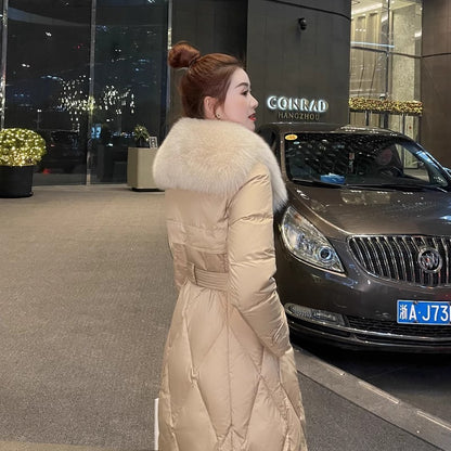 Chaqueta de plumas ajustada de pato blanco para mujer, abrigo de largo medio por encima de la rodilla con cuello de piel grande