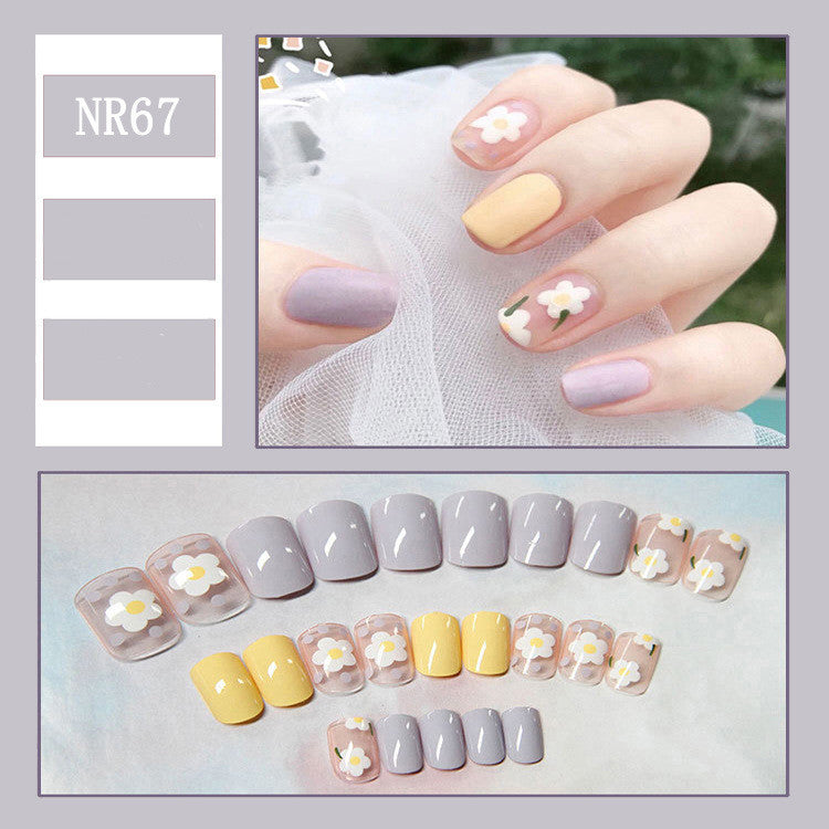 24 Pieces Of Nail Art Patches Can Be Detached And Reused