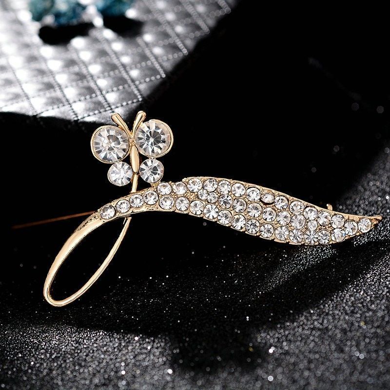 Rhinestone-encrusted Pearl Brooch Anti-exposure Accessories