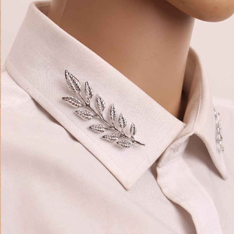 Broche elegante con forma de hoja, broche con personalidad para cuello de camisa, hebilla para cuello de traje, ramillete